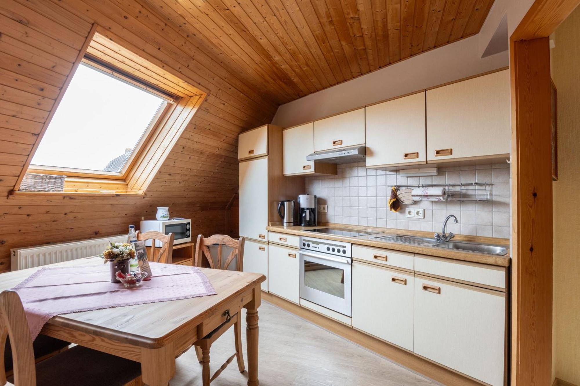 Ferienwohnungen Engelmann, 35107 Holtland 外观 照片